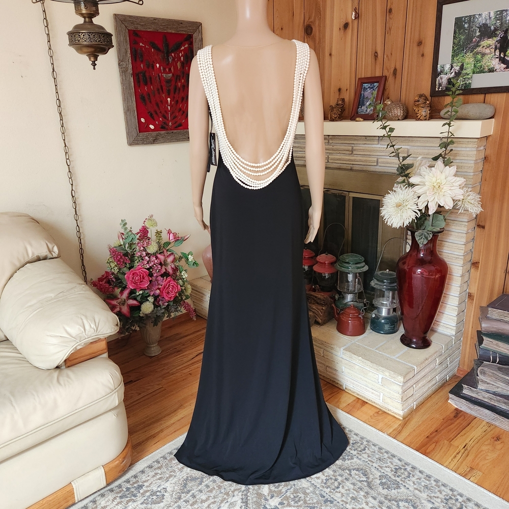Stunning La Femme 19814 Pearl-Back Jersey Gown Size 6 Black - Picture 3 of 13